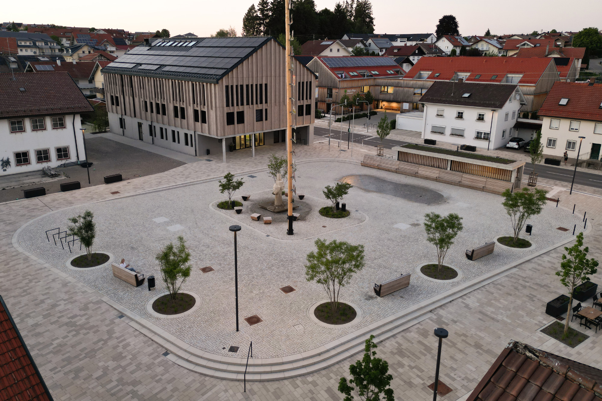 ALT_01_Drohnenaufnahme Platz