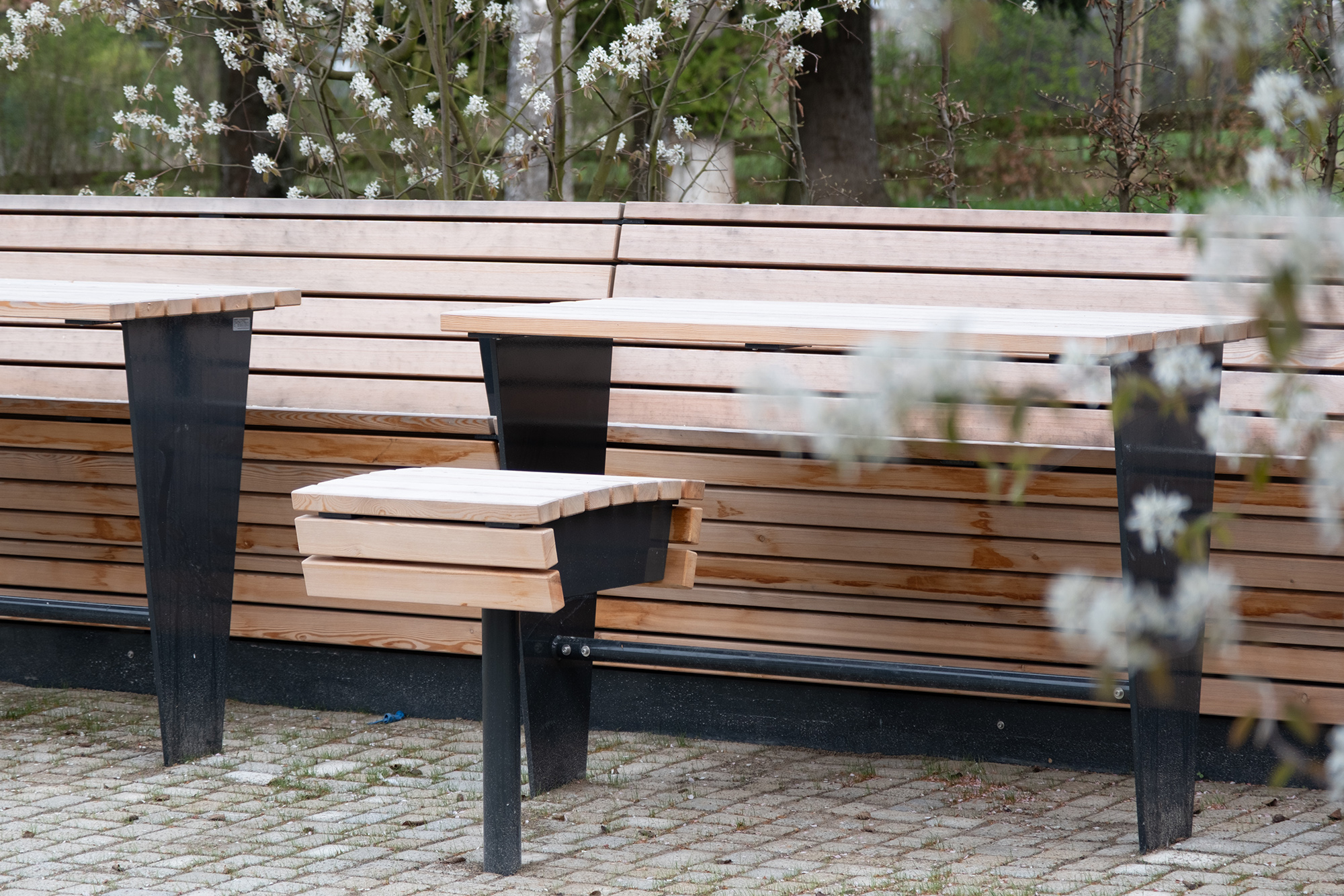 ALT_13_Tisch Detail